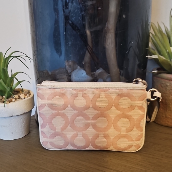 Coach Pink Wristlet - Picture 2 of 12